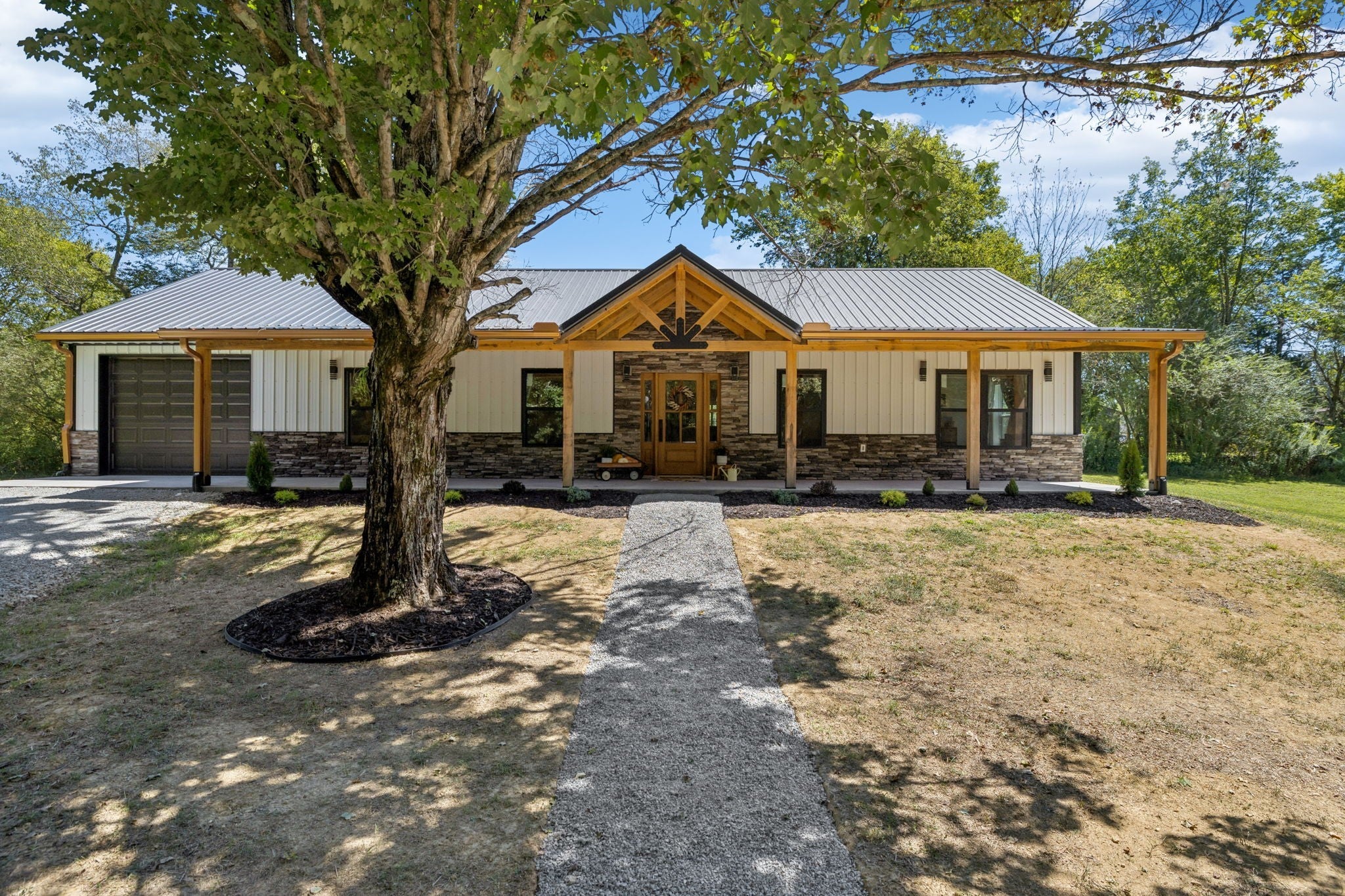 Photo of Listing #2986295
