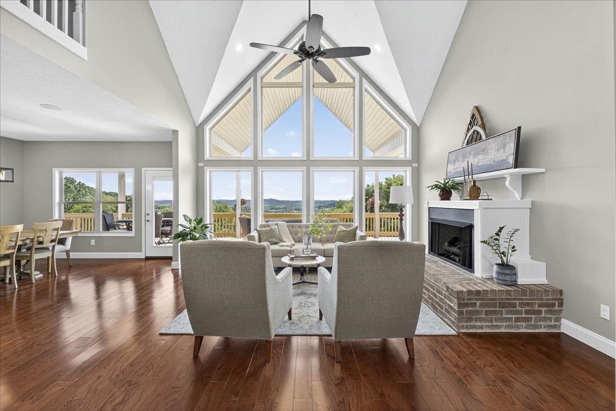 Photo of Listing #2986370