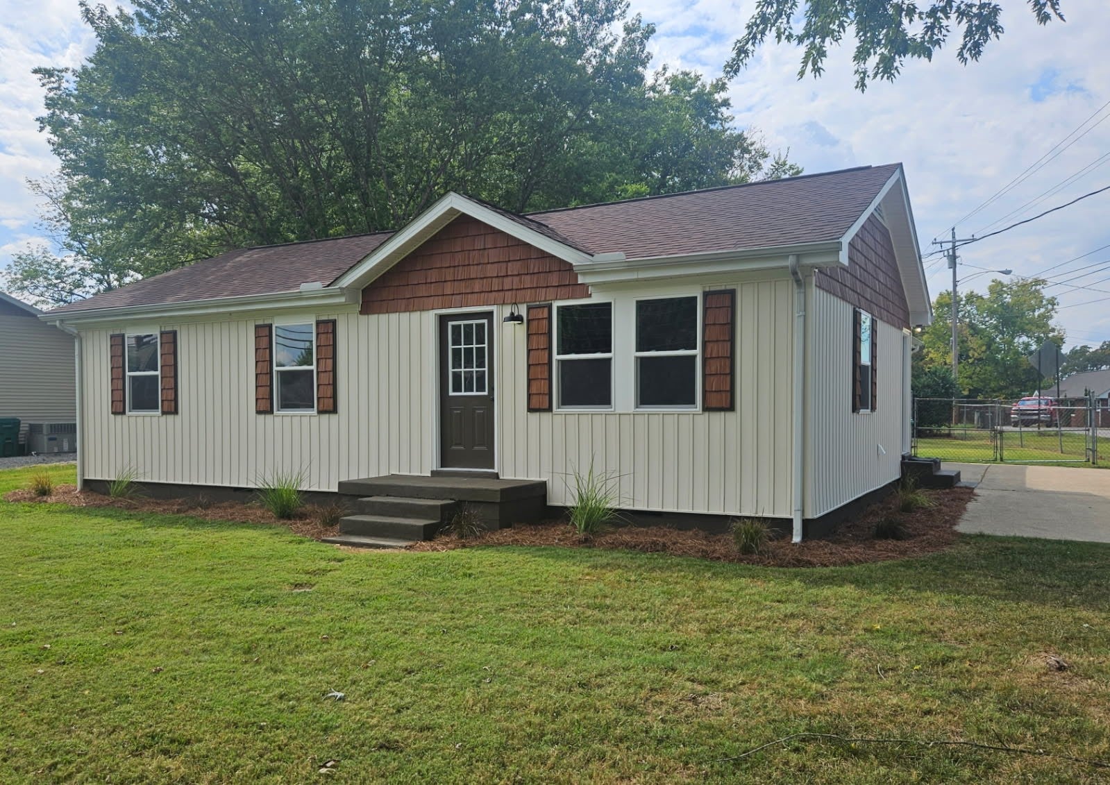 Photo of Listing #2986566