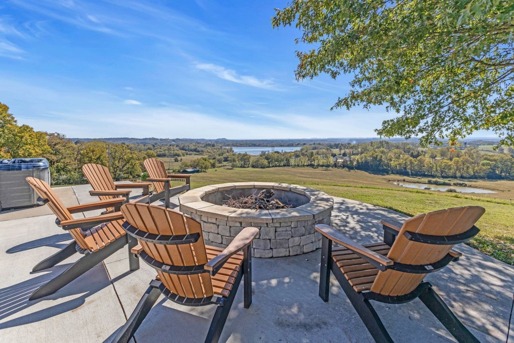 2202 Darks Mill Rd, Columbia