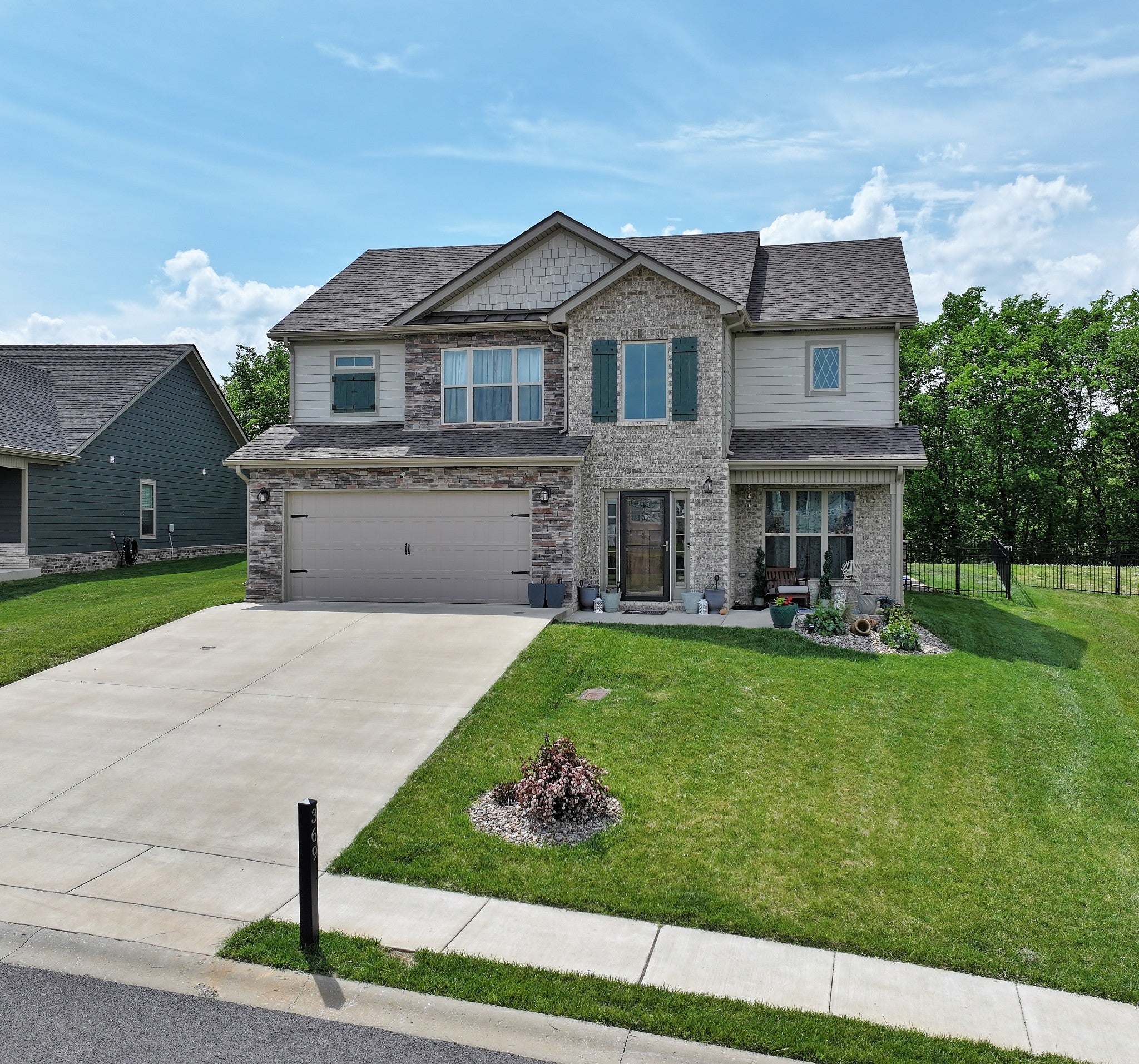 Photo of Listing #2986678