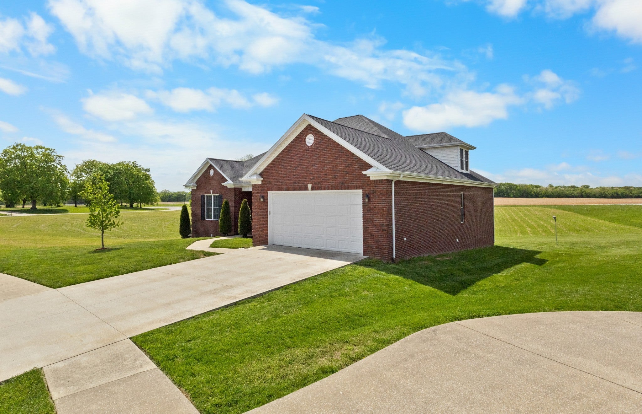 Photo of Listing #2986679