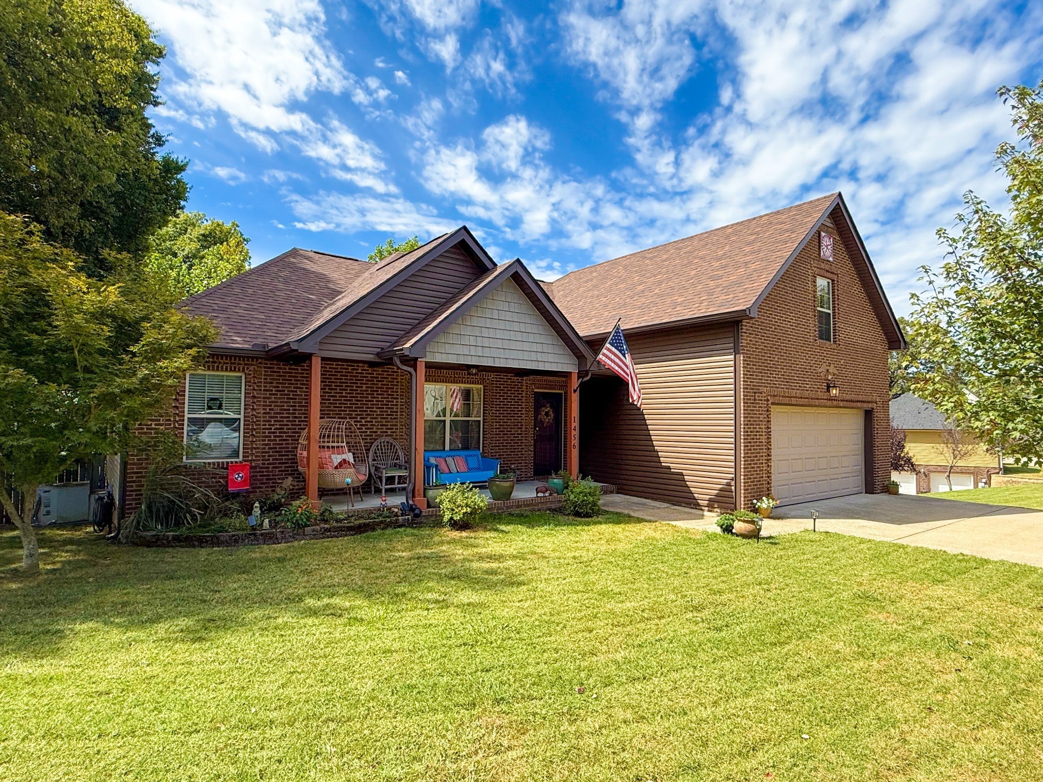 Photo of Listing #2986696