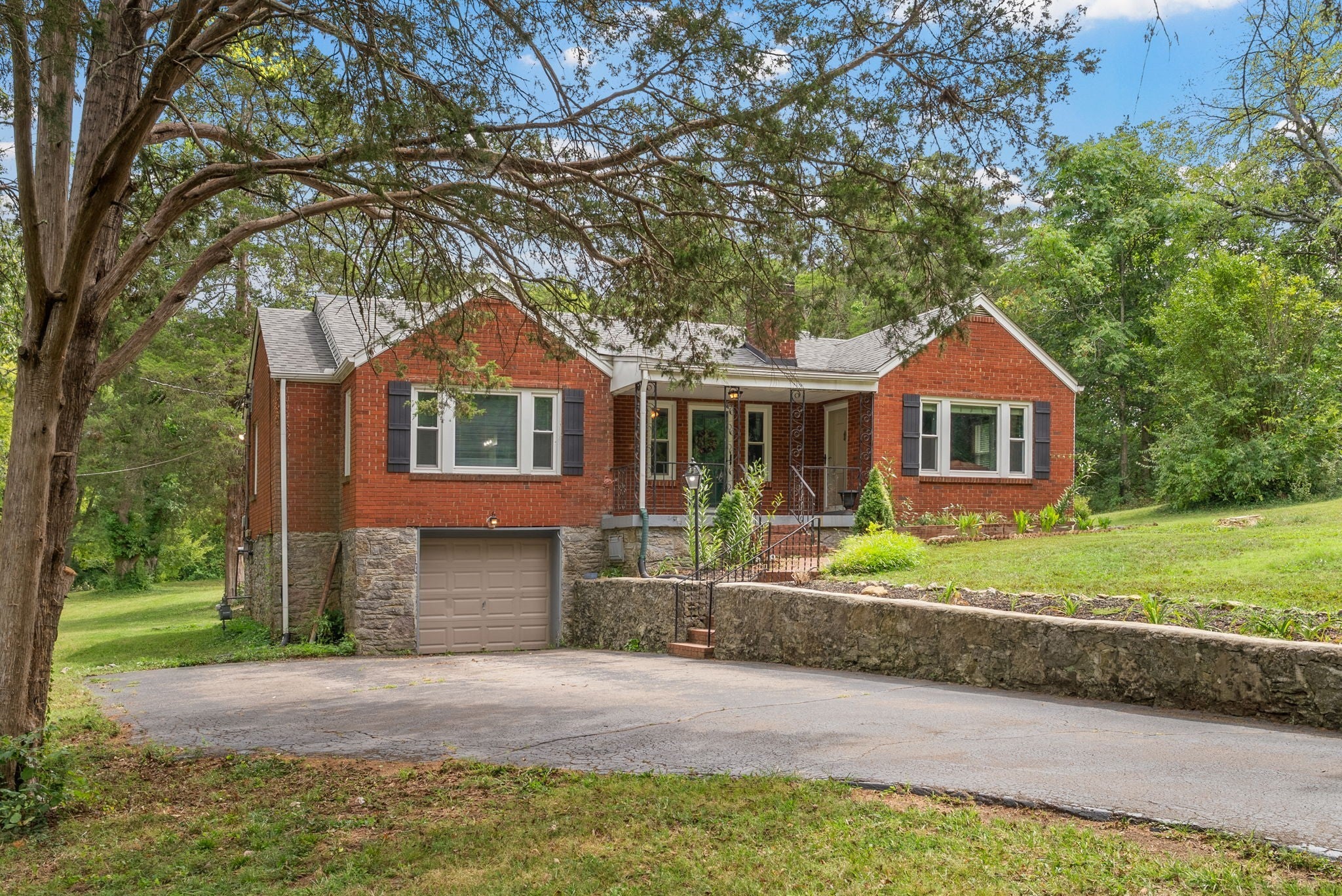 Photo of Listing #2986783