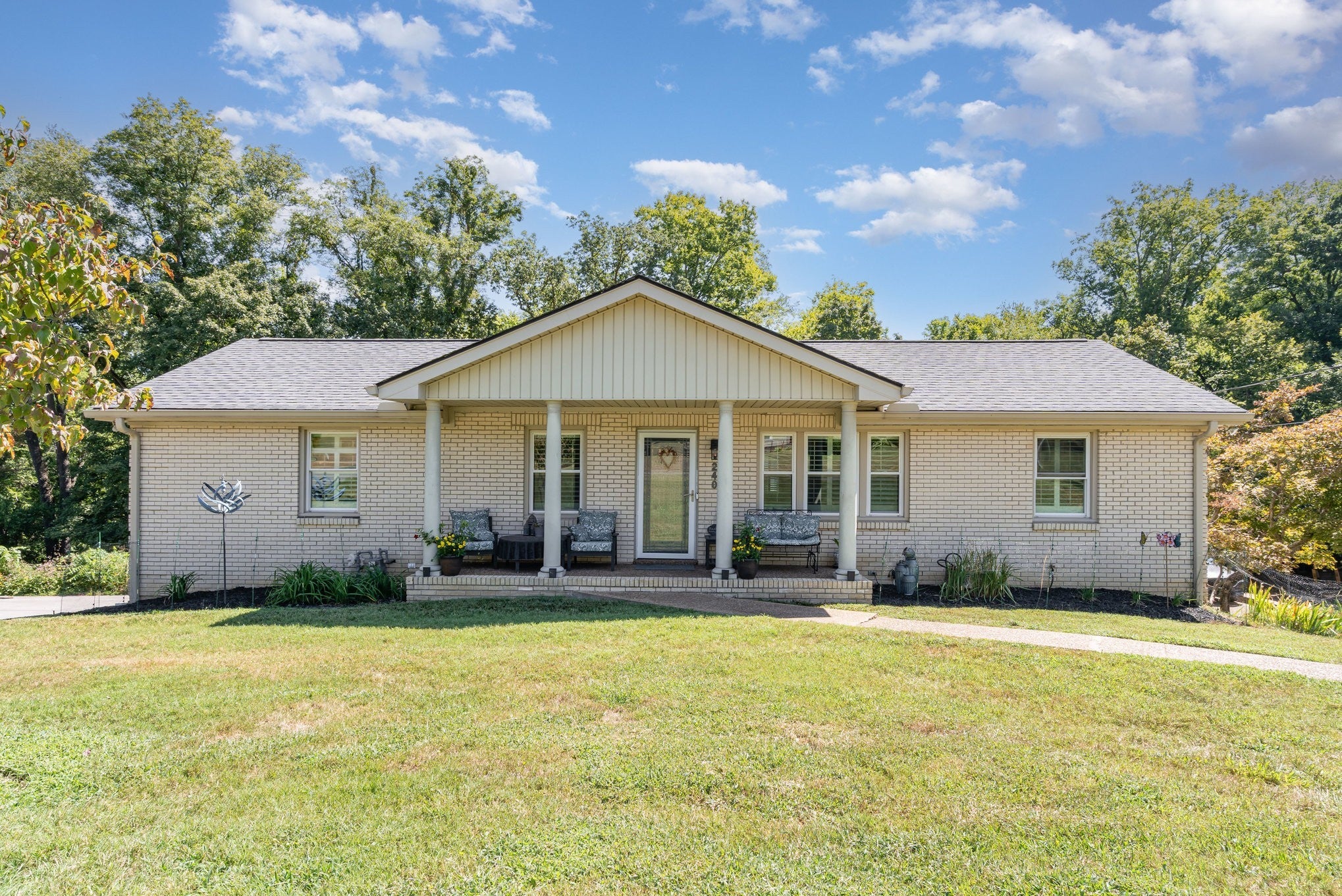 Photo of Listing #2986814