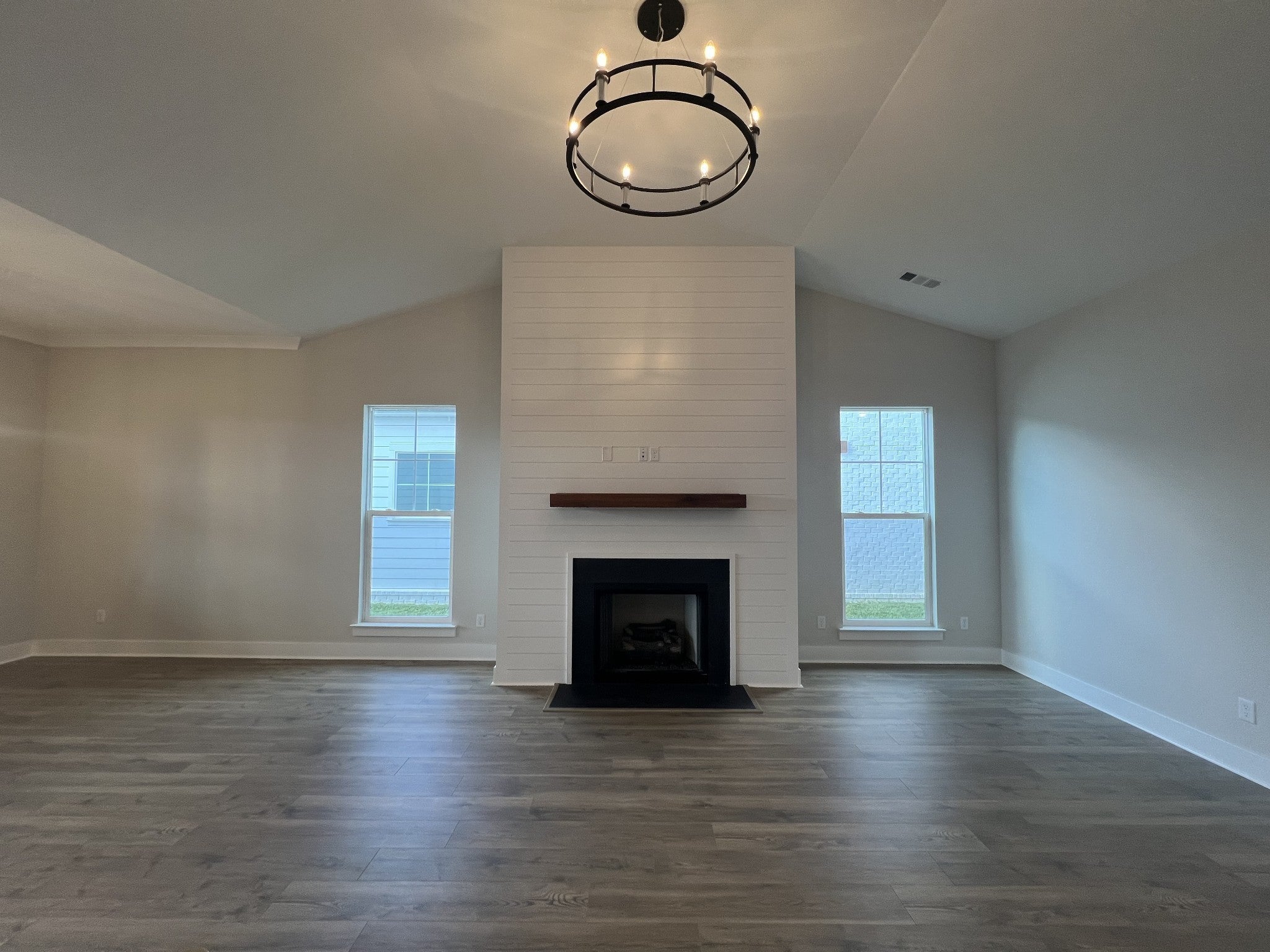 Photo of Listing #2986835