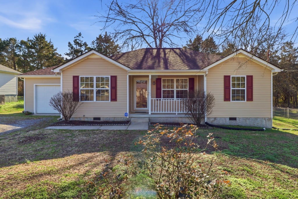 365 Royal Garden Dr, Murfreesboro