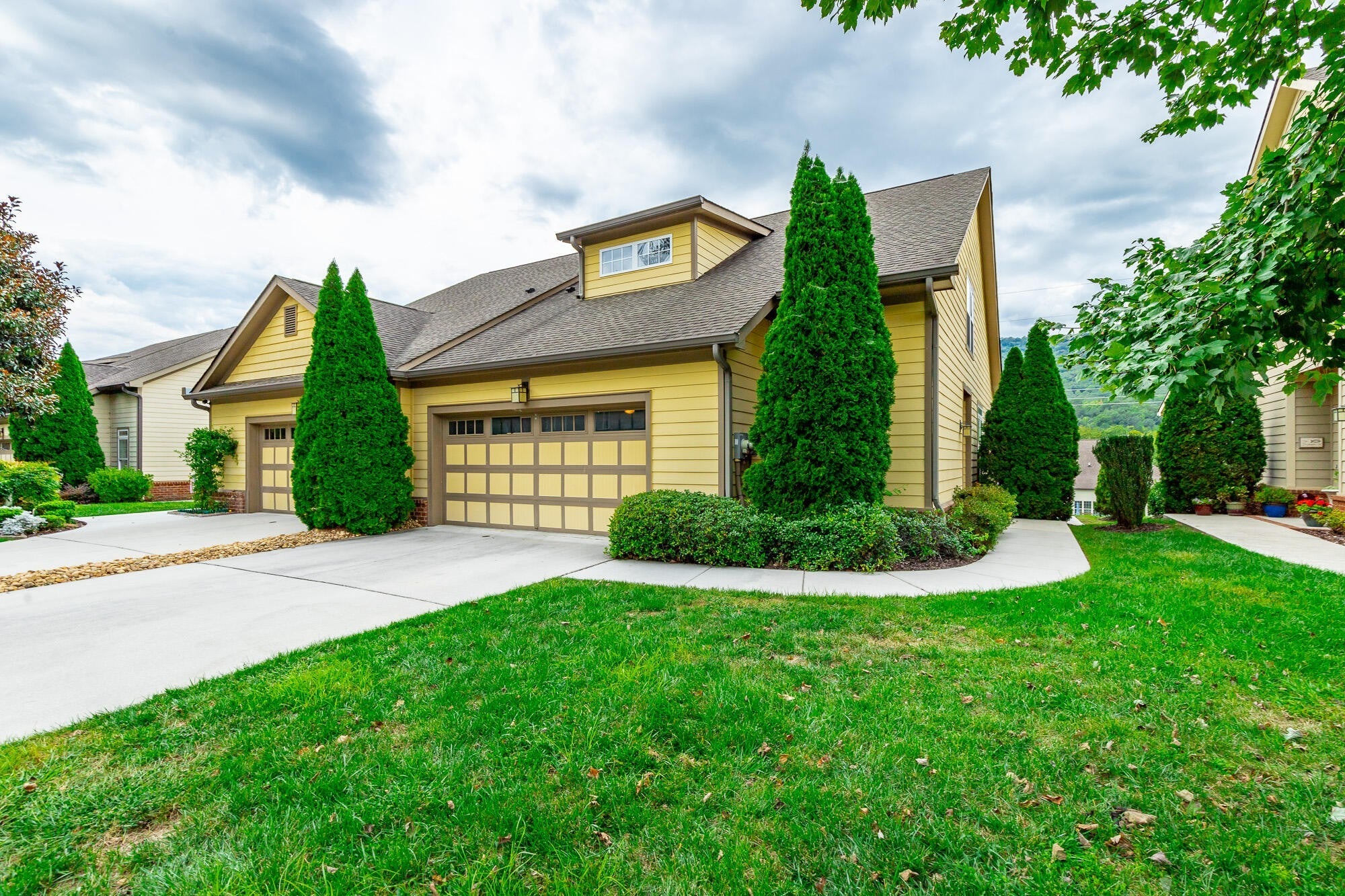 Photo of Listing #2987554