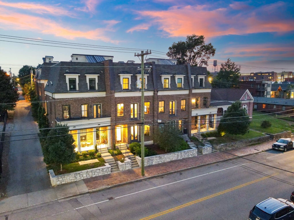1313 5th Ave N 2, Nashville