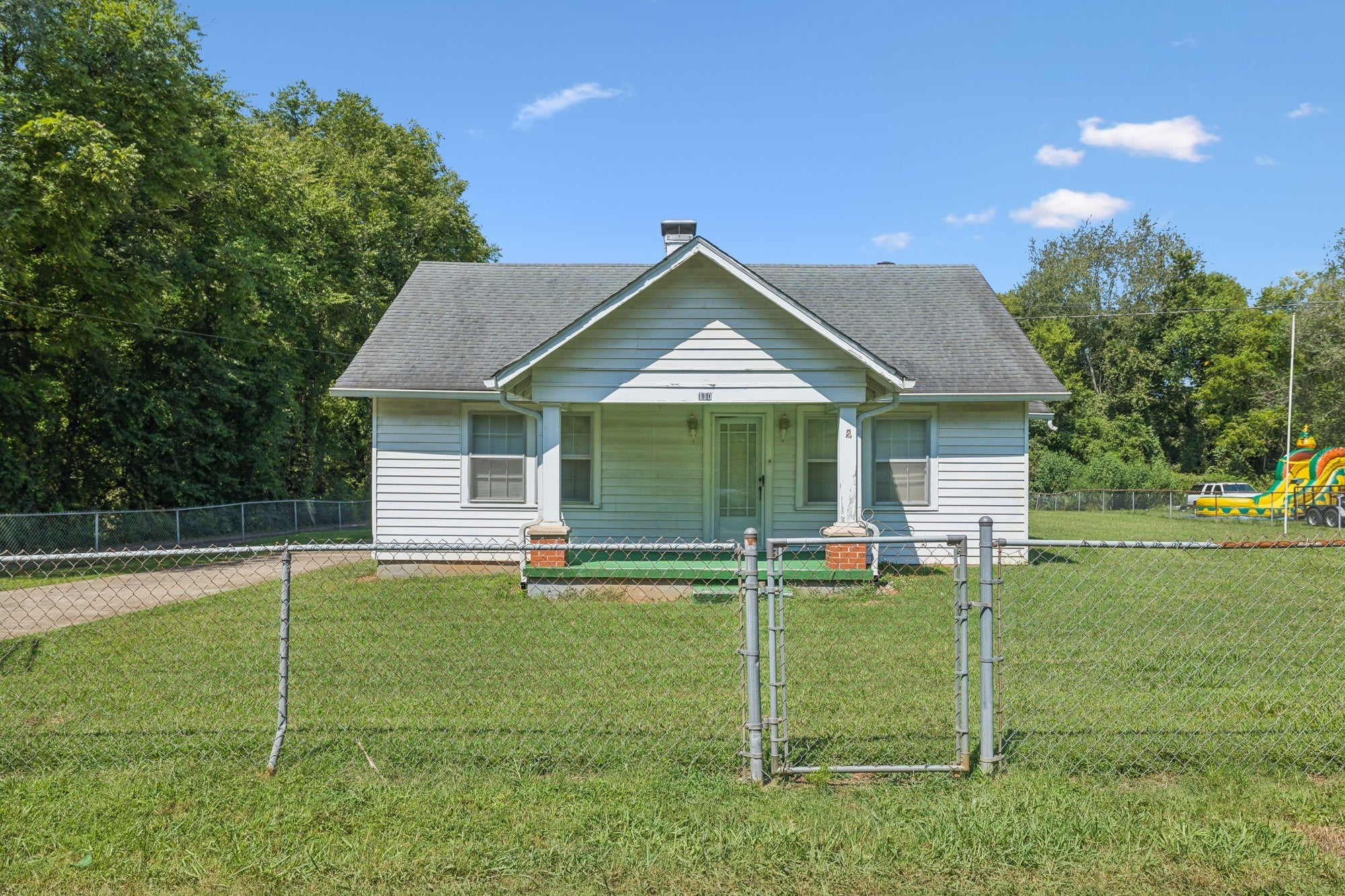Photo of Listing #2988079
