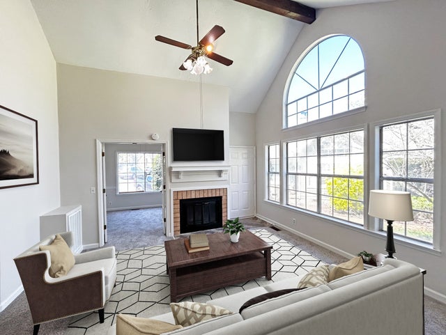 129 Cherry Hill Dr 15d, Hendersonville