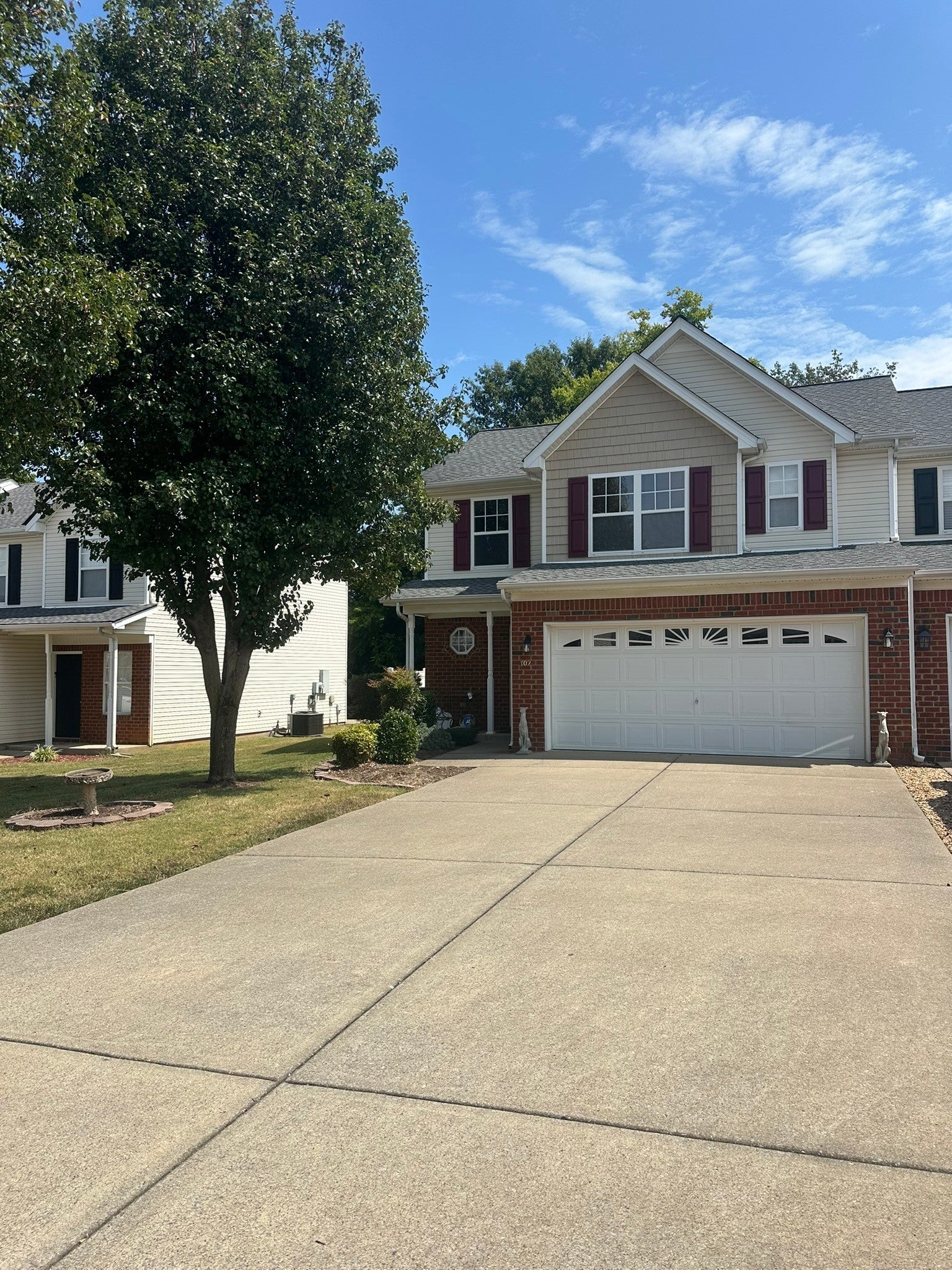 Photo of Listing #2988357