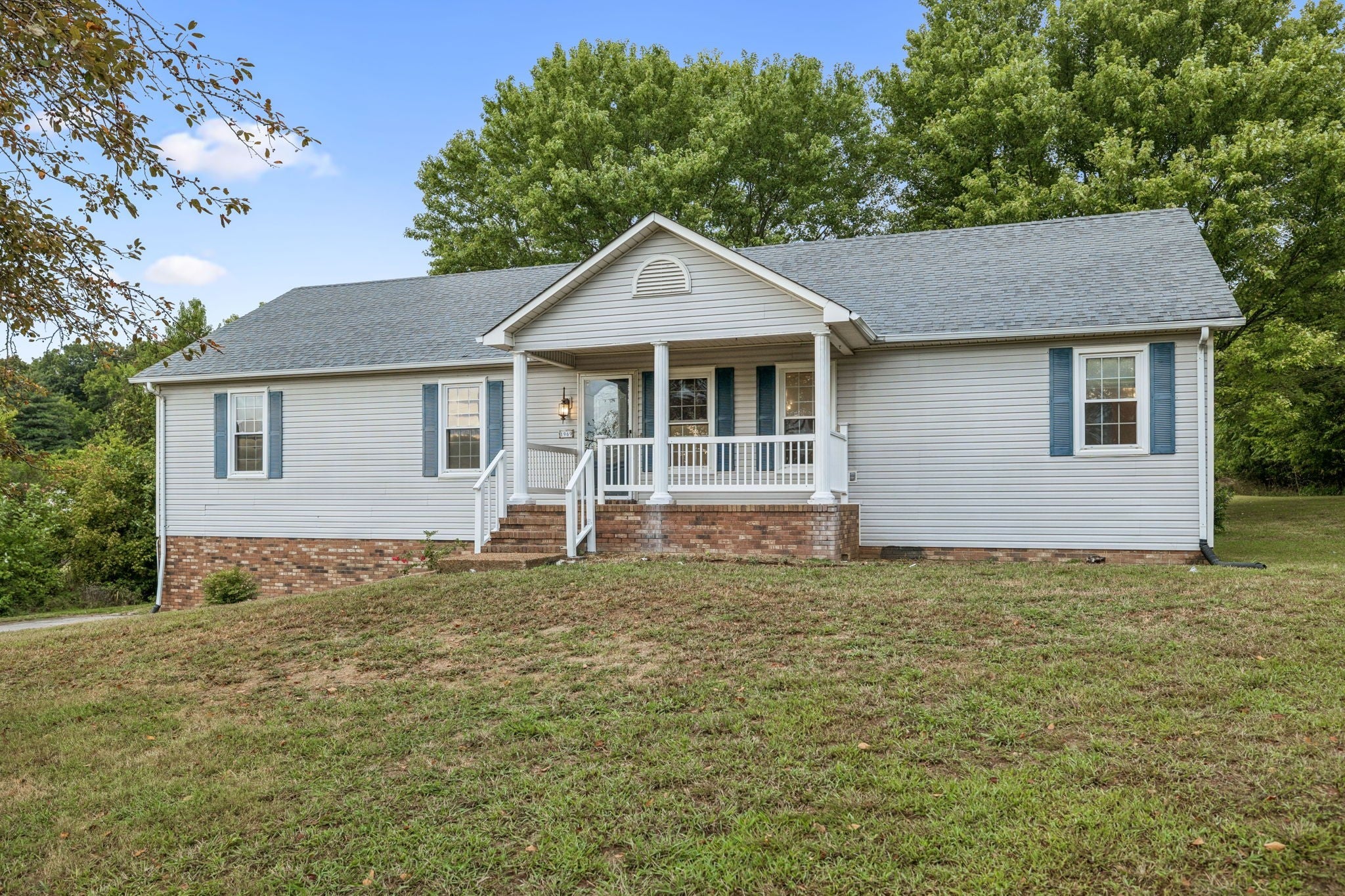 Photo of Listing #2988731