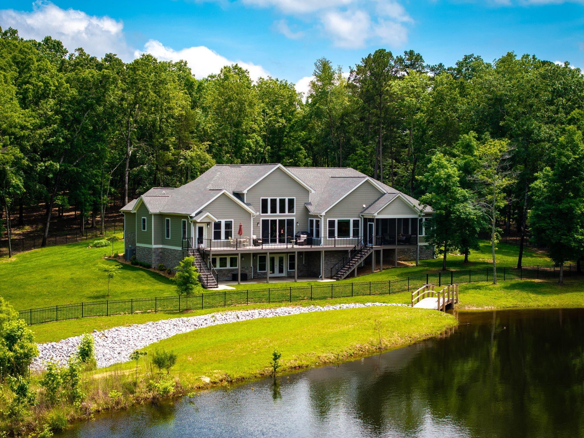 Photo of Listing #2988749