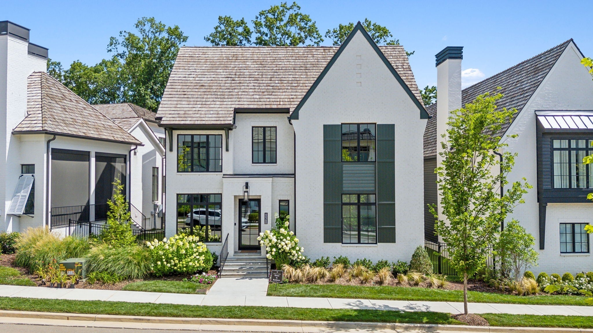 Photo of Listing #2988857