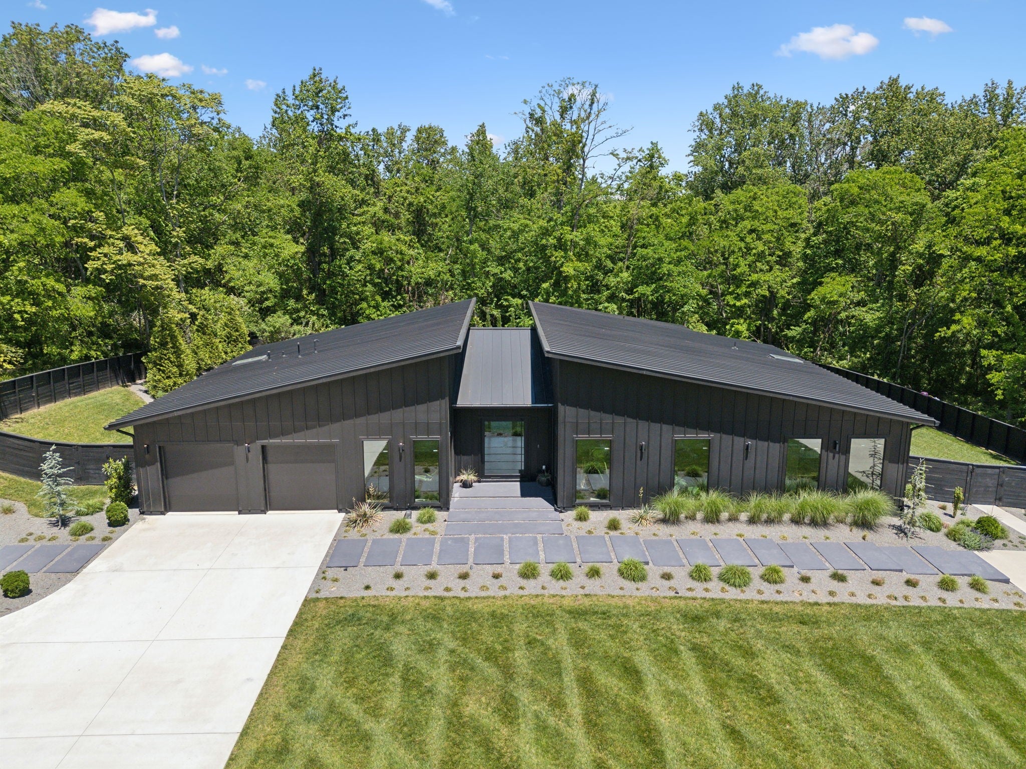 Photo of Listing #2988932