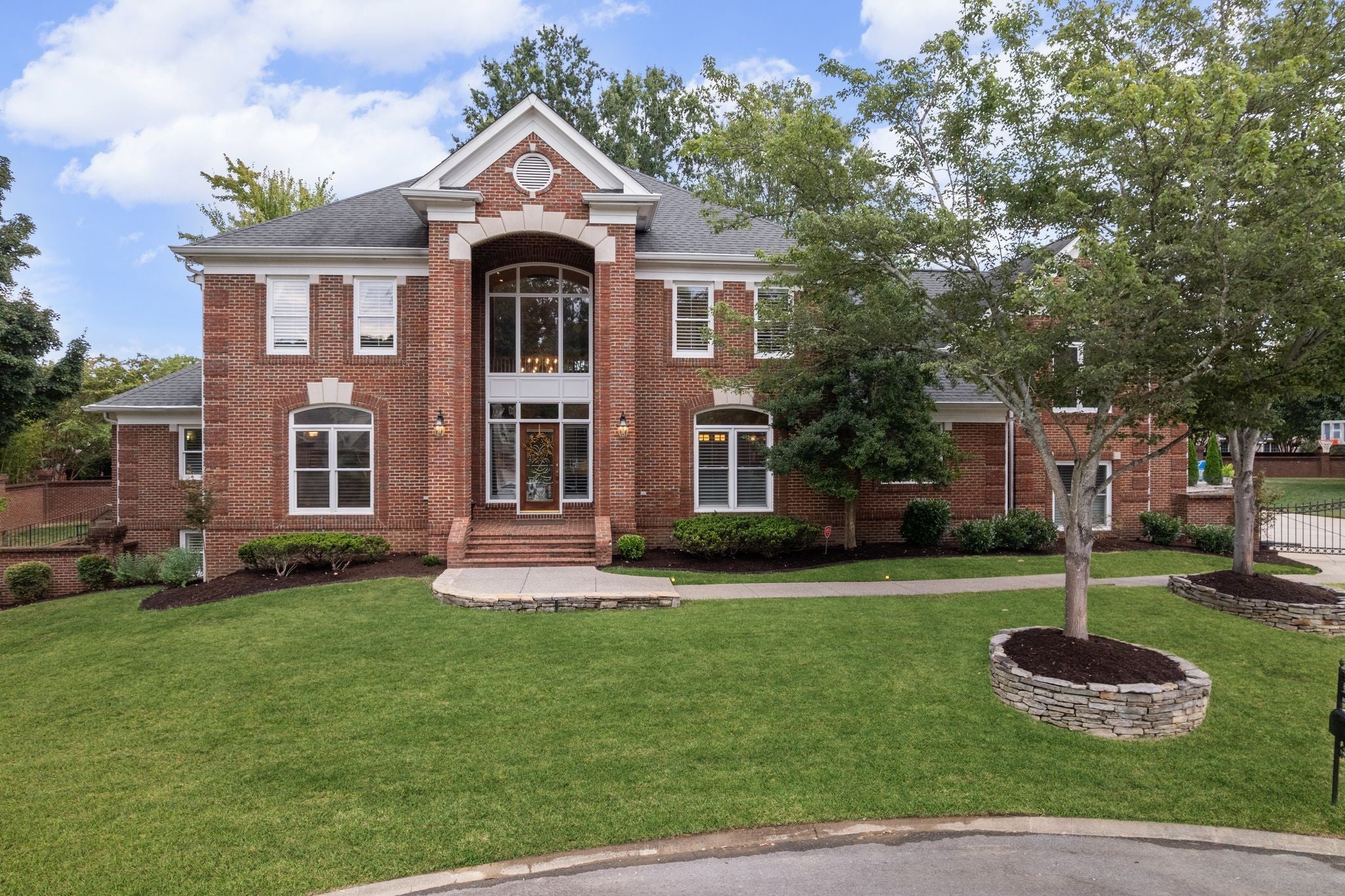 Photo of Listing #2989002