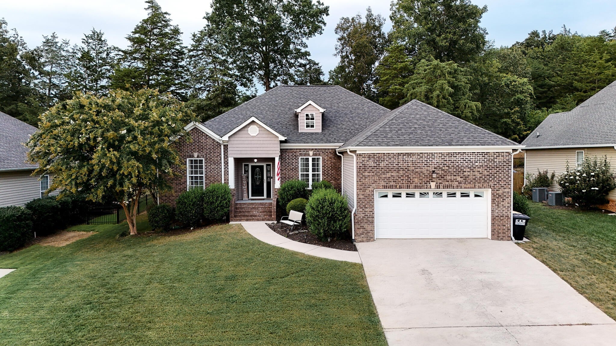 Photo of Listing #2989042