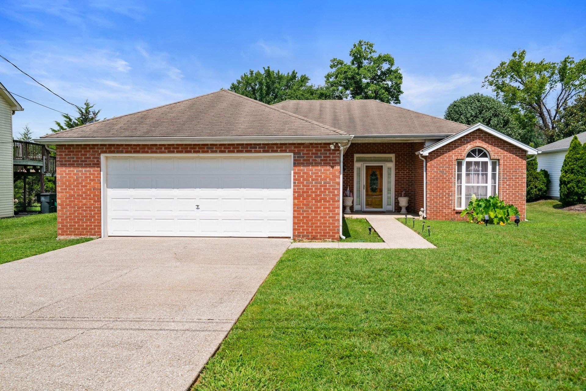 Photo of Listing #2989128