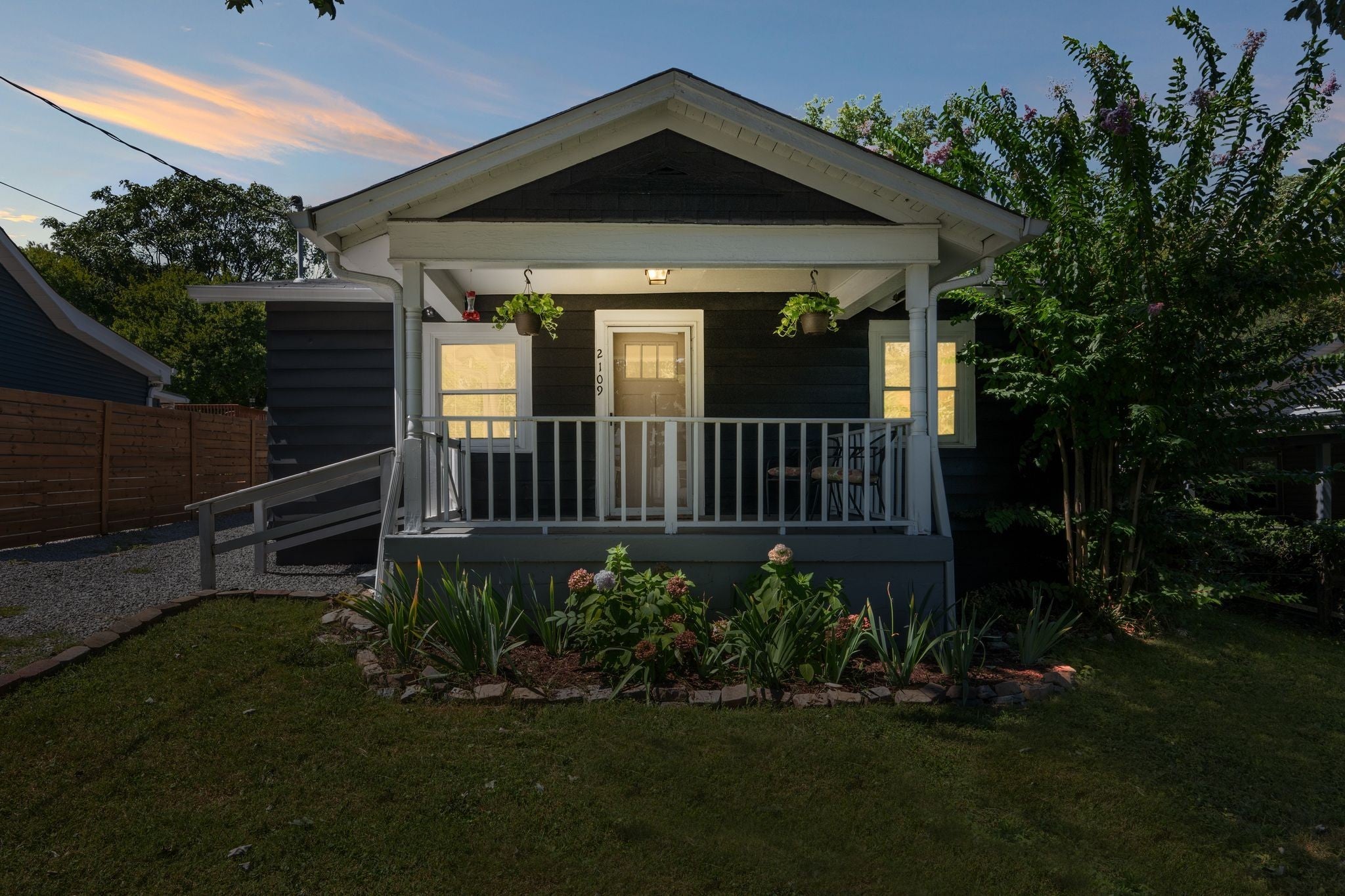 Photo of Listing #2989164