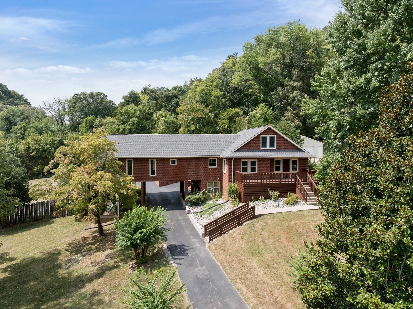 Photo of Listing #2989797