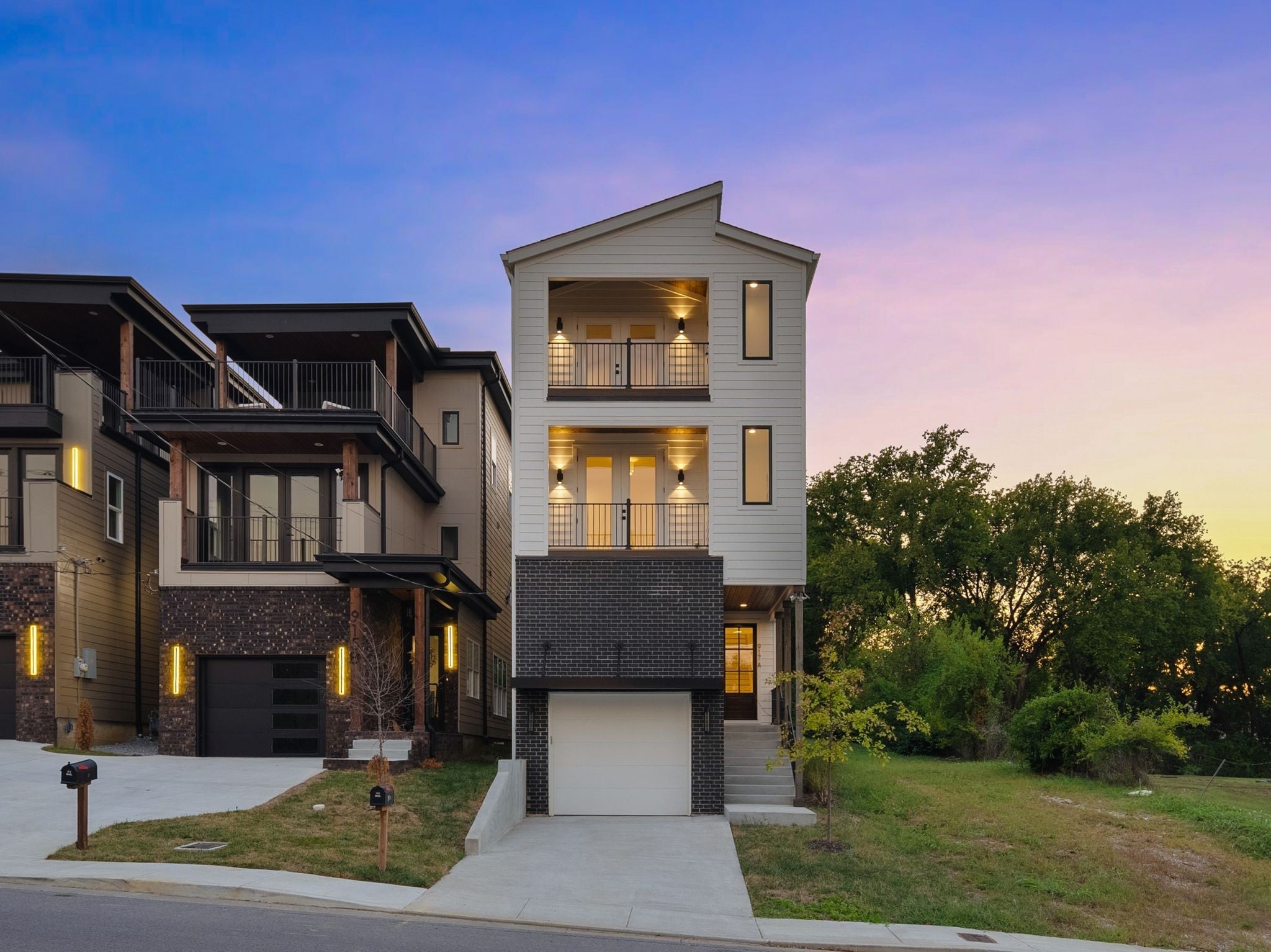 Photo of Listing #2989823