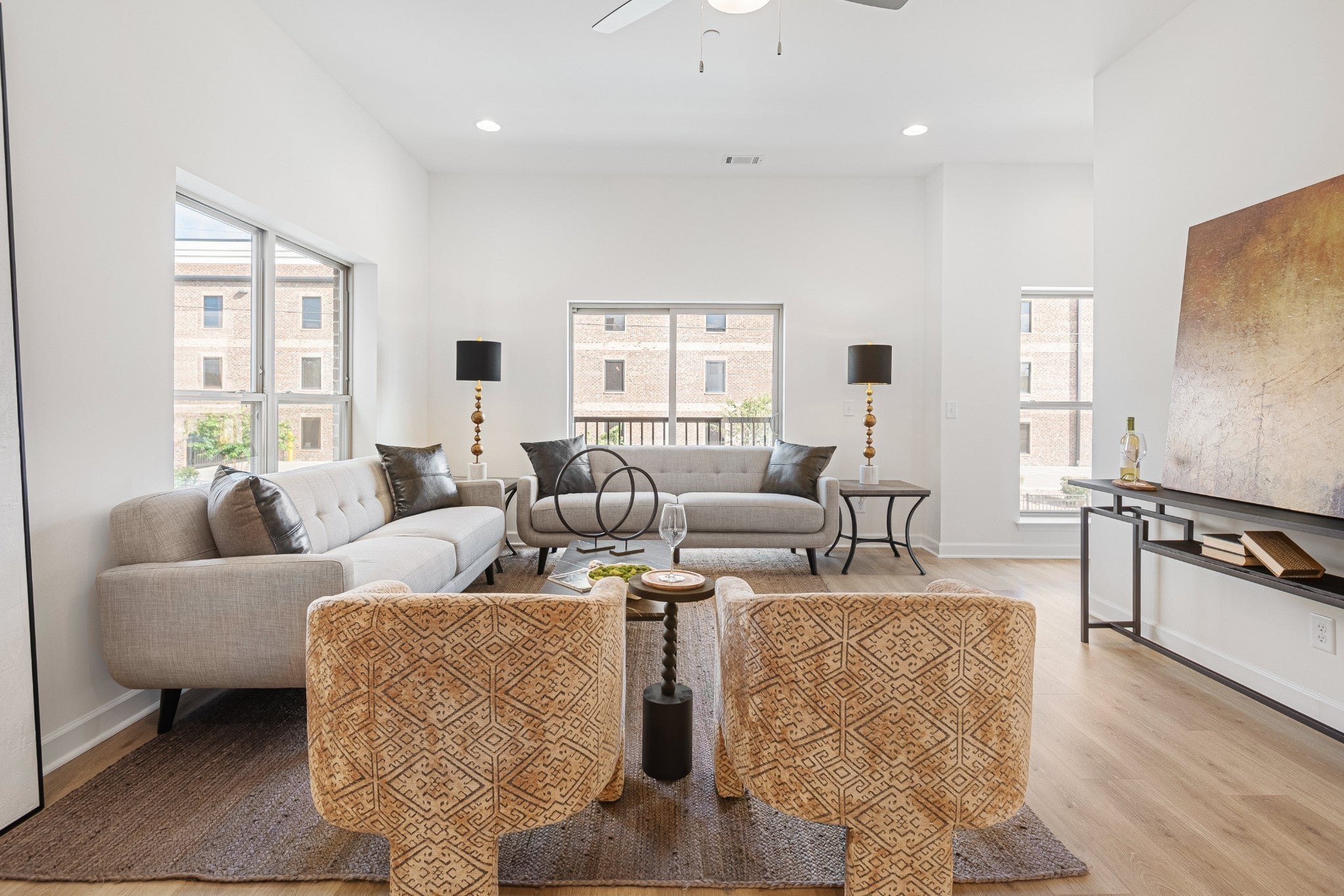 Photo of Listing #2989962