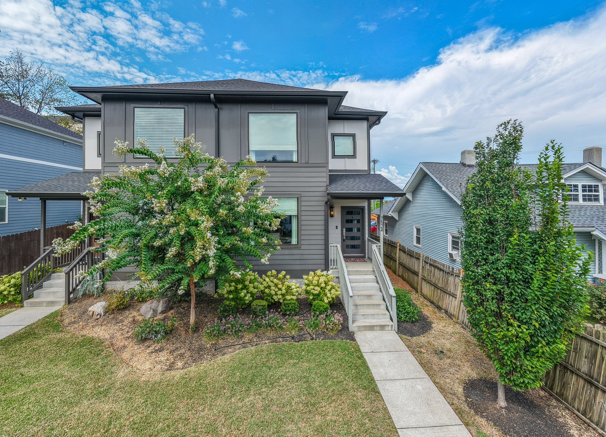 Photo of Listing #2990001