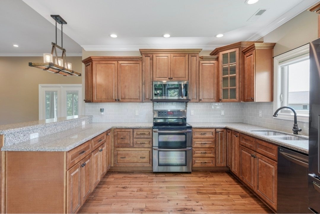 Photo of Listing #2990095