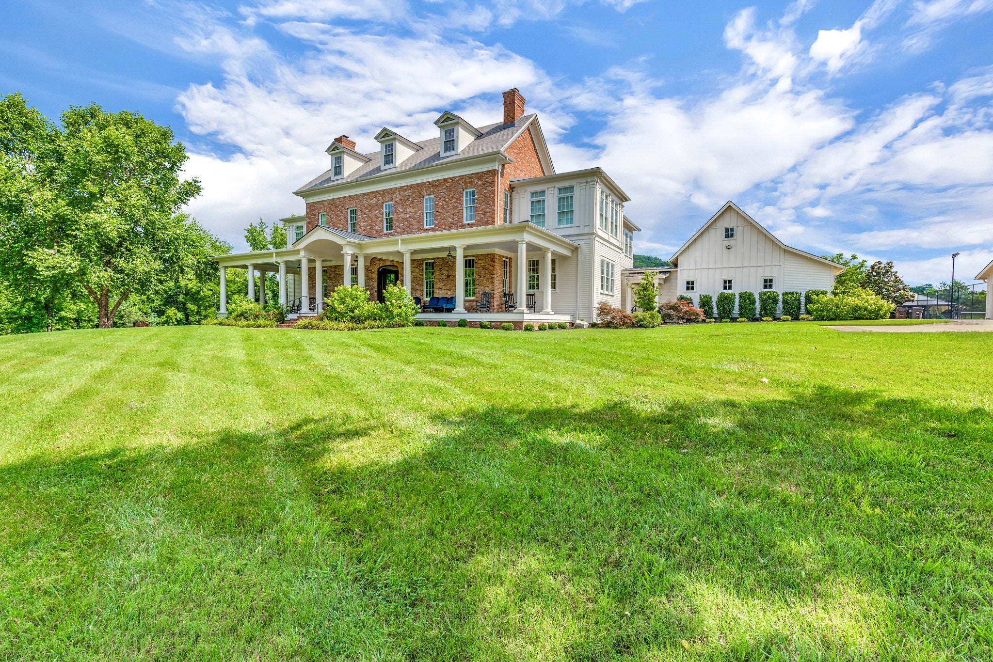 Photo of Listing #2990379