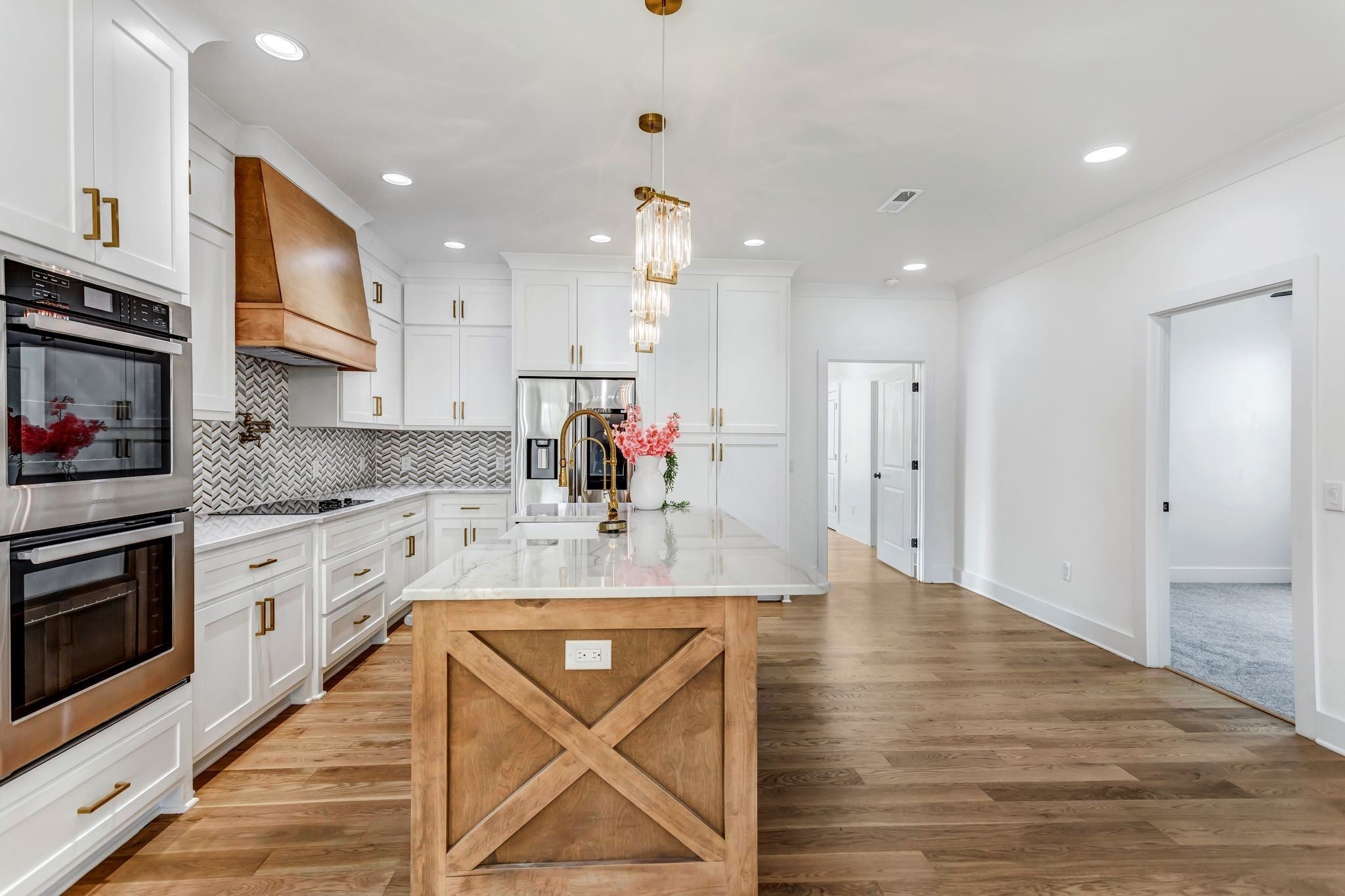 Photo of Listing #2990456