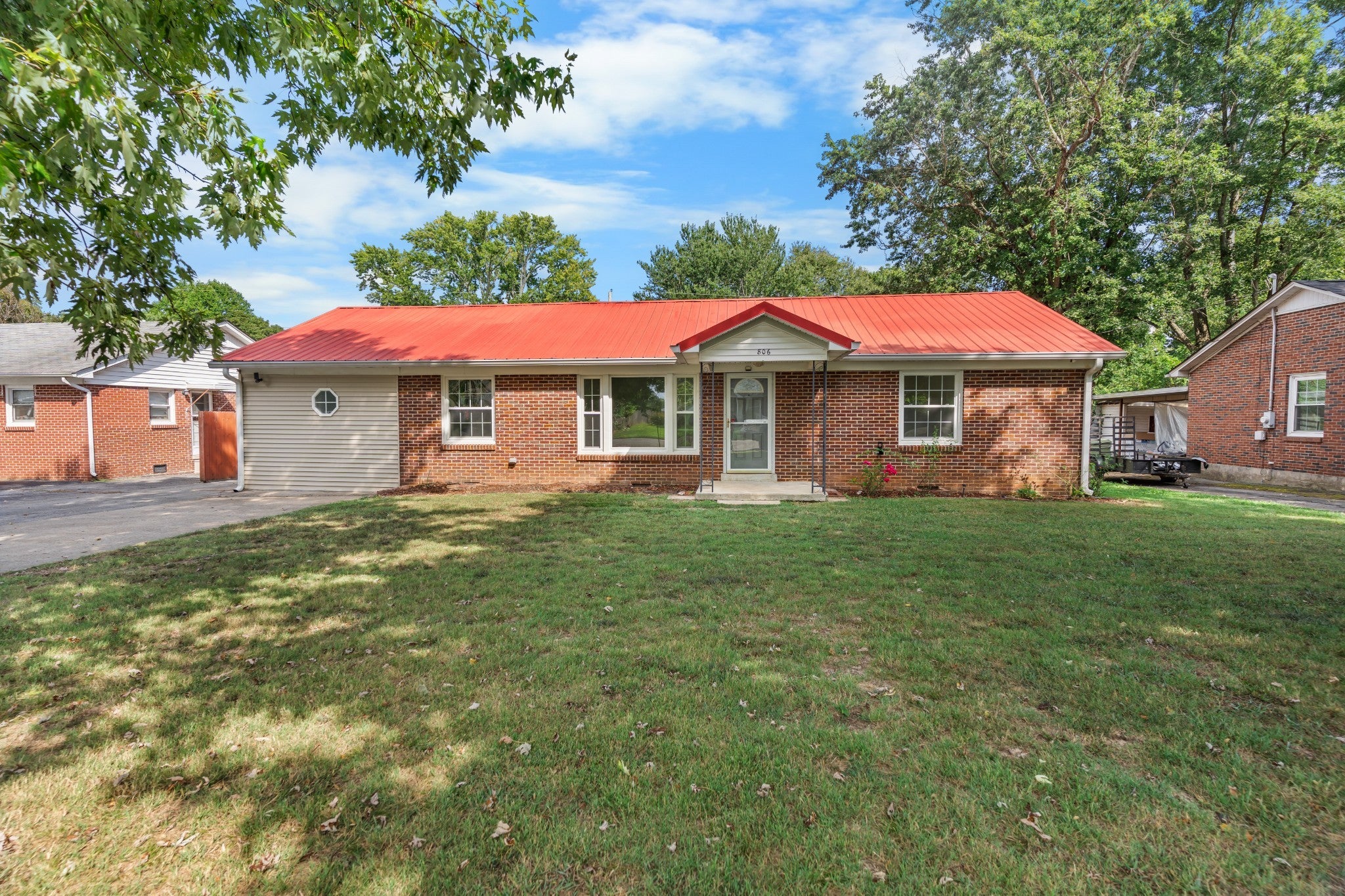 Photo of Listing #2990526