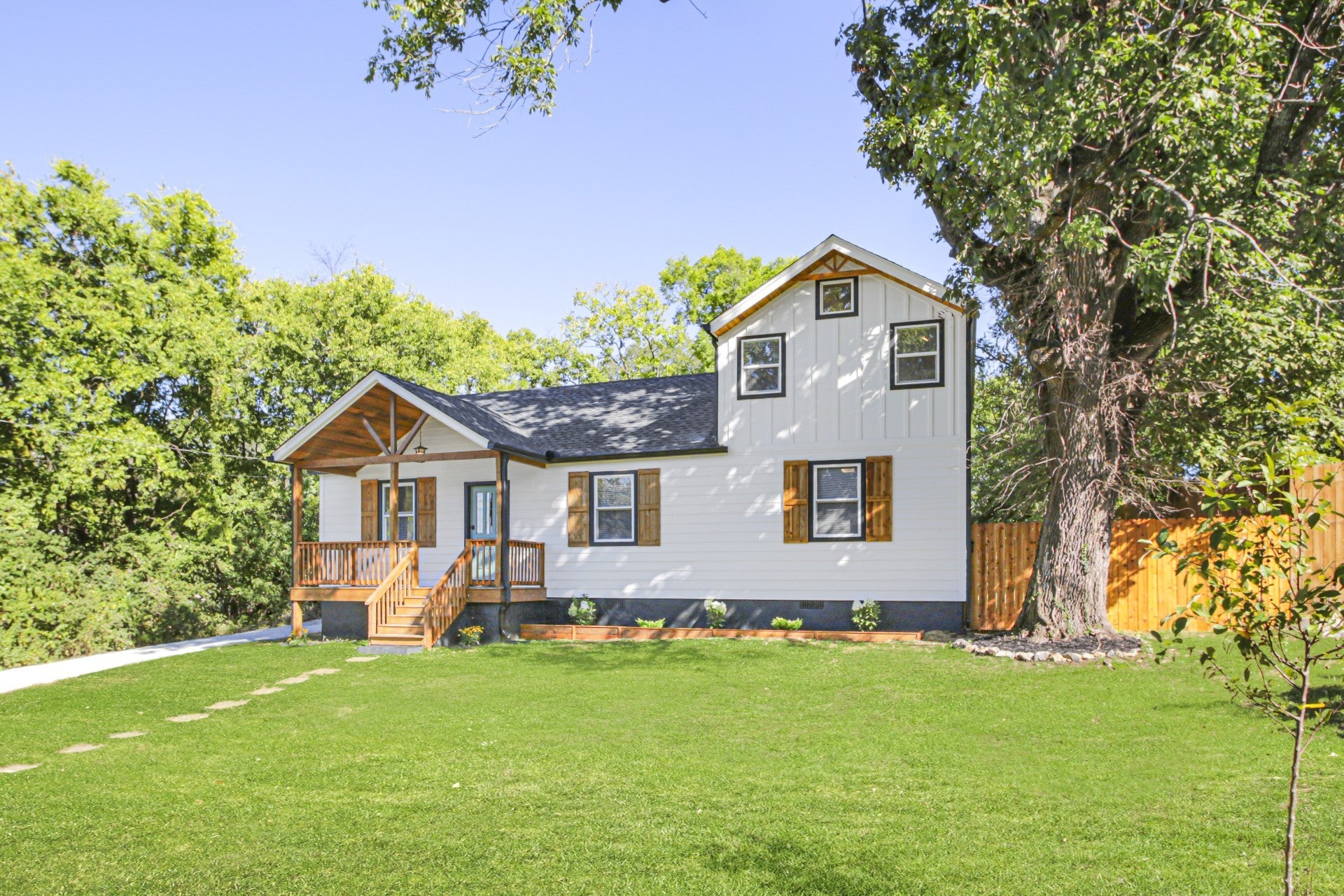 Photo of Listing #2990548