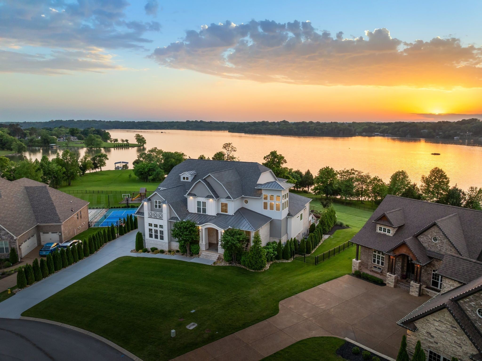 Photo of Listing #2990576