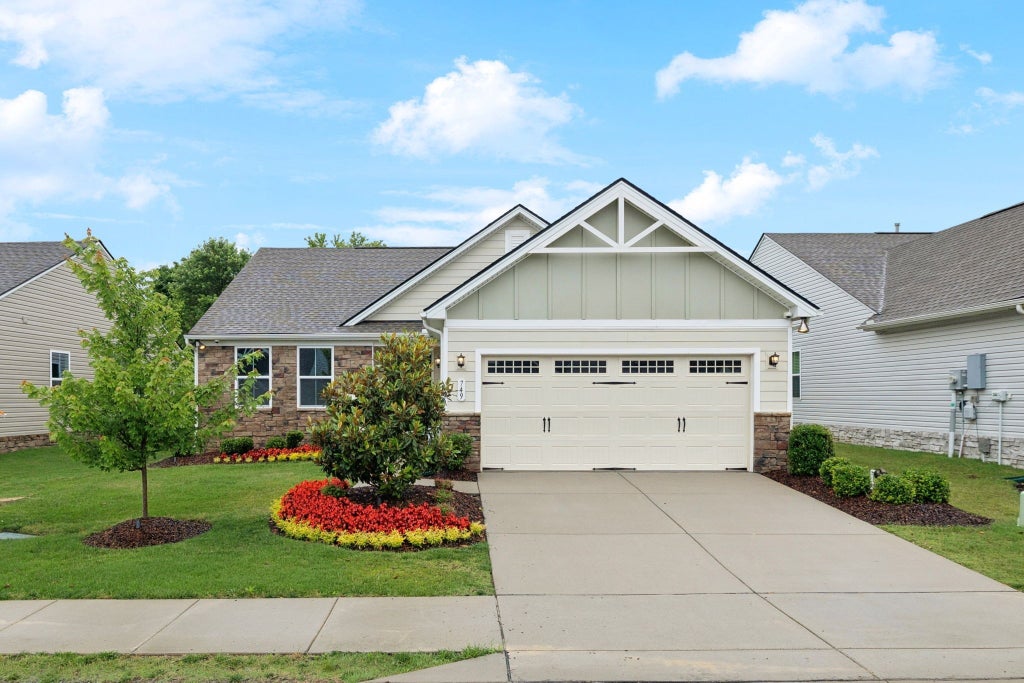 749 Wilkinson Ln, White House