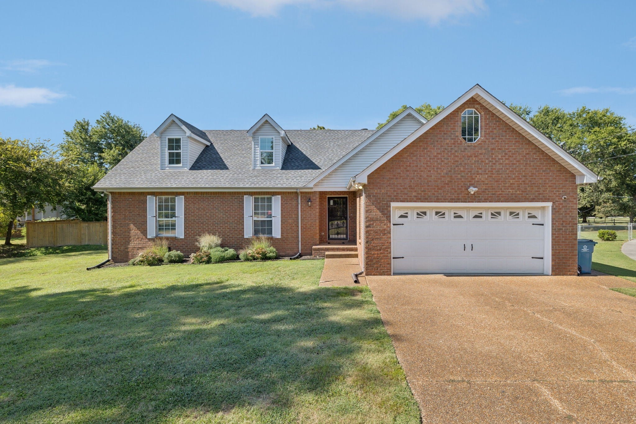 Photo of Listing #2990755