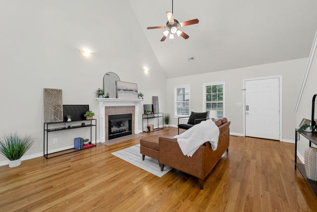 3426 Foxrun Ln, Clarksville