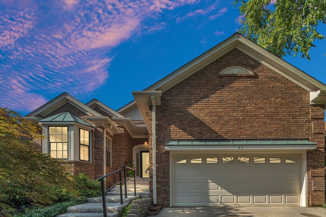 35 Ashington Ln, Brentwood