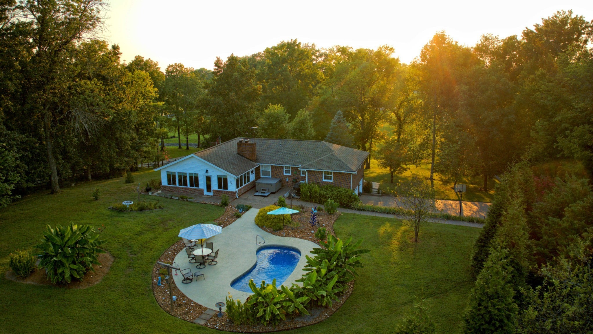 Photo of Listing #2991043