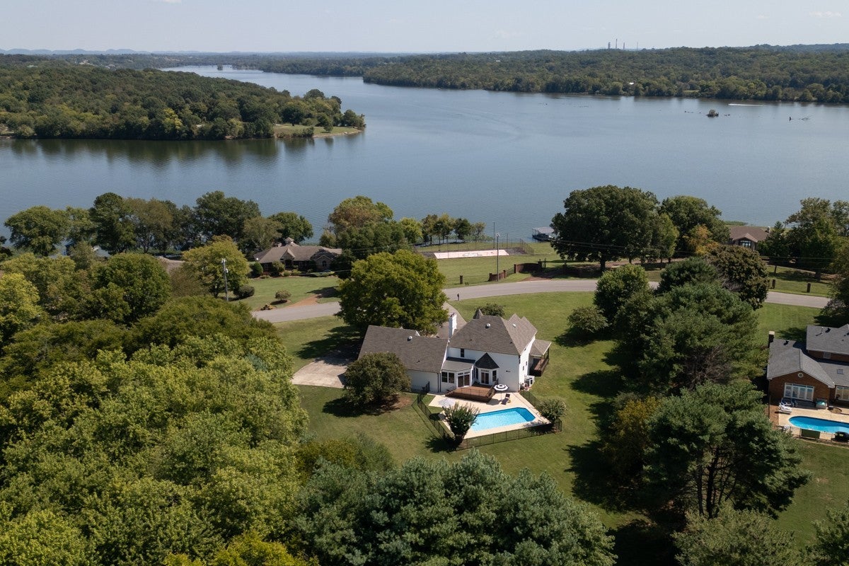 Photo of Listing #2991175