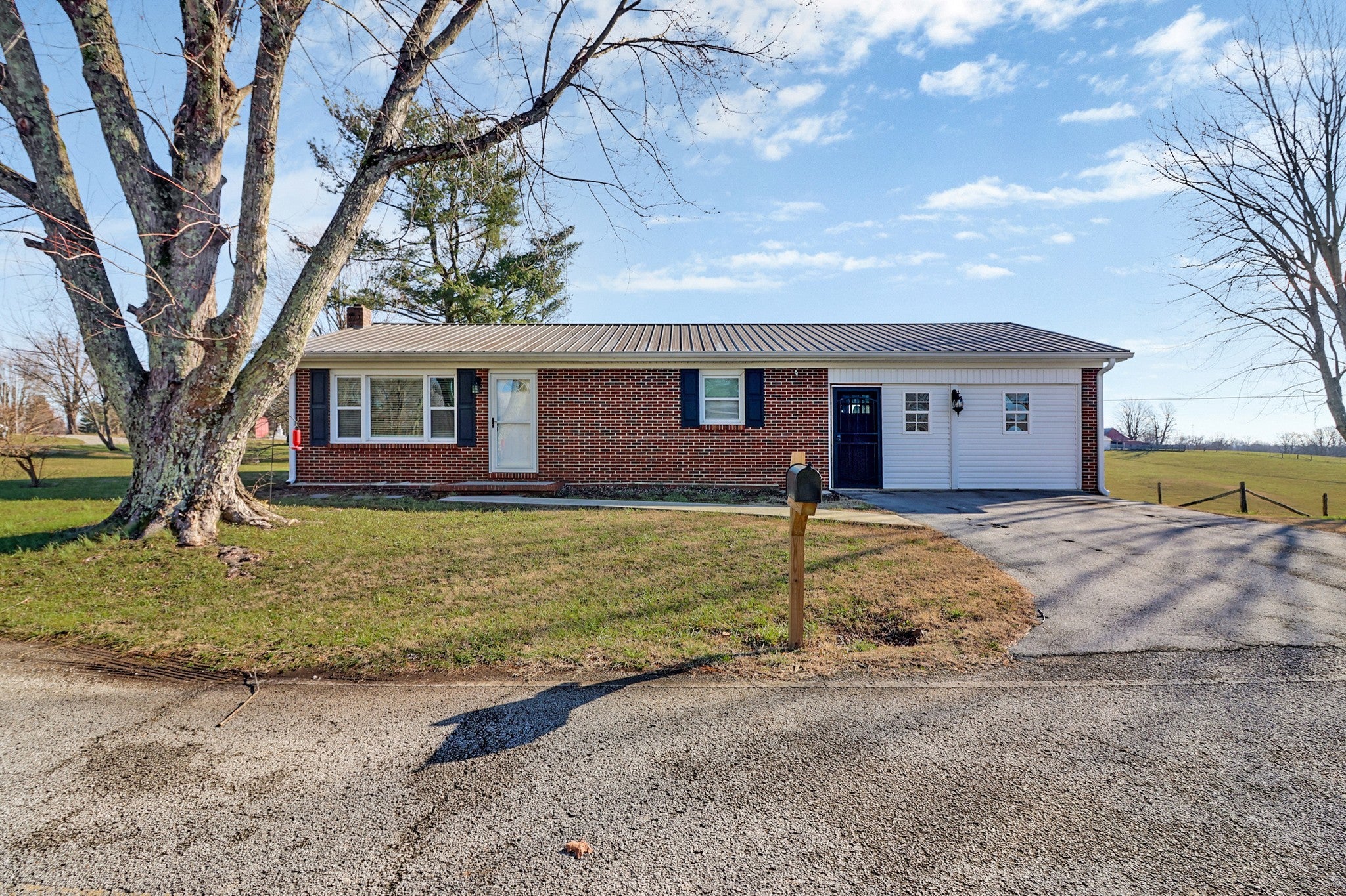 Photo of Listing #2991332