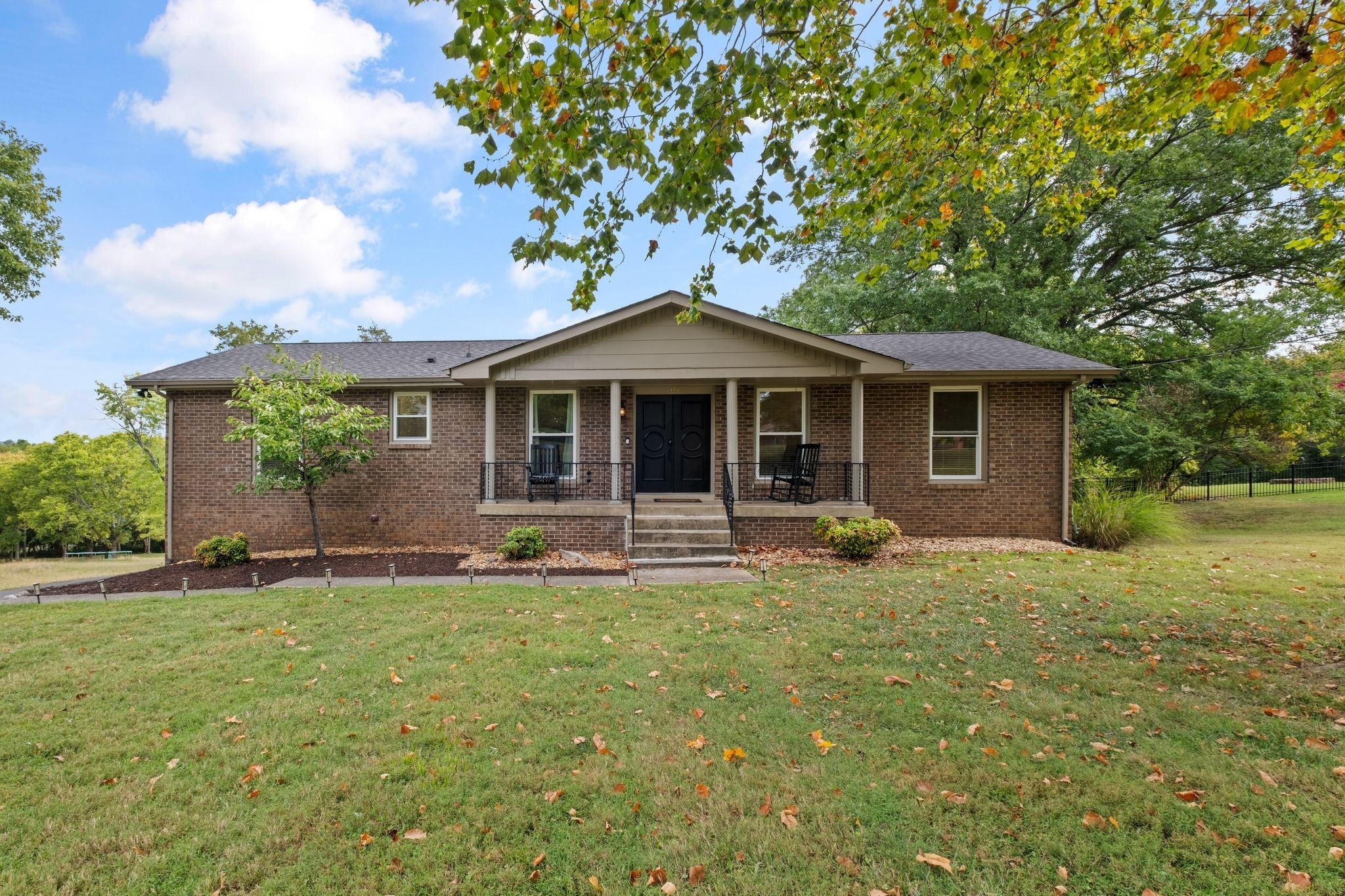 Photo of Listing #2991389