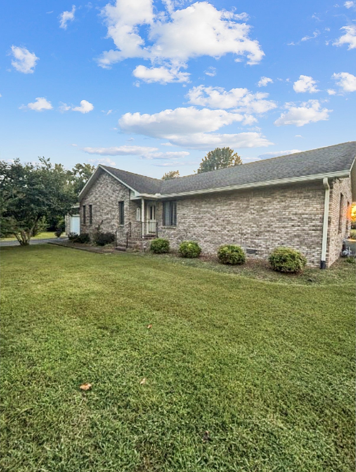 Photo of Listing #2991498