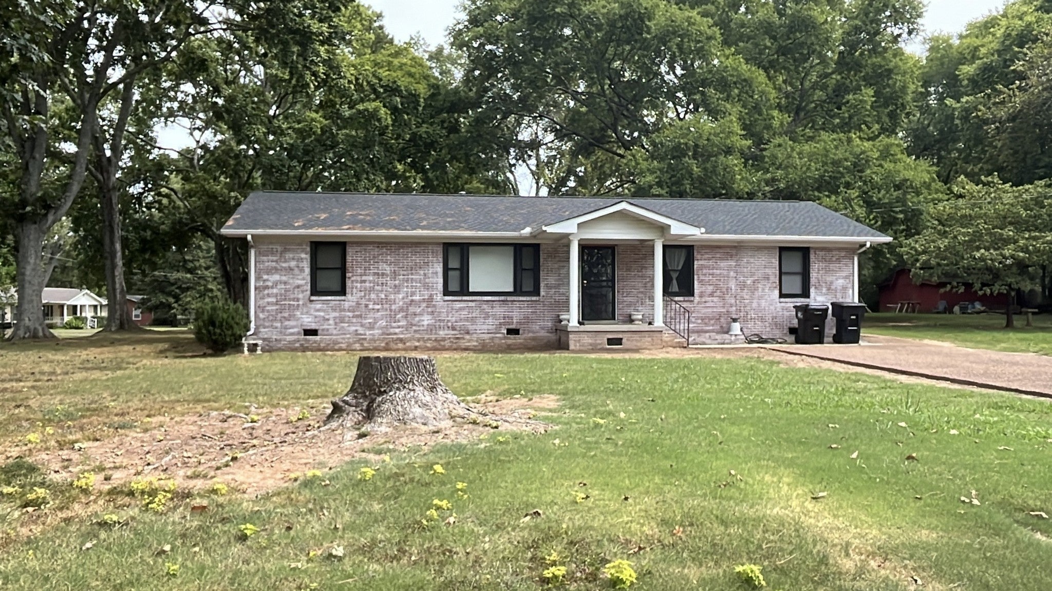 Photo of Listing #2991542