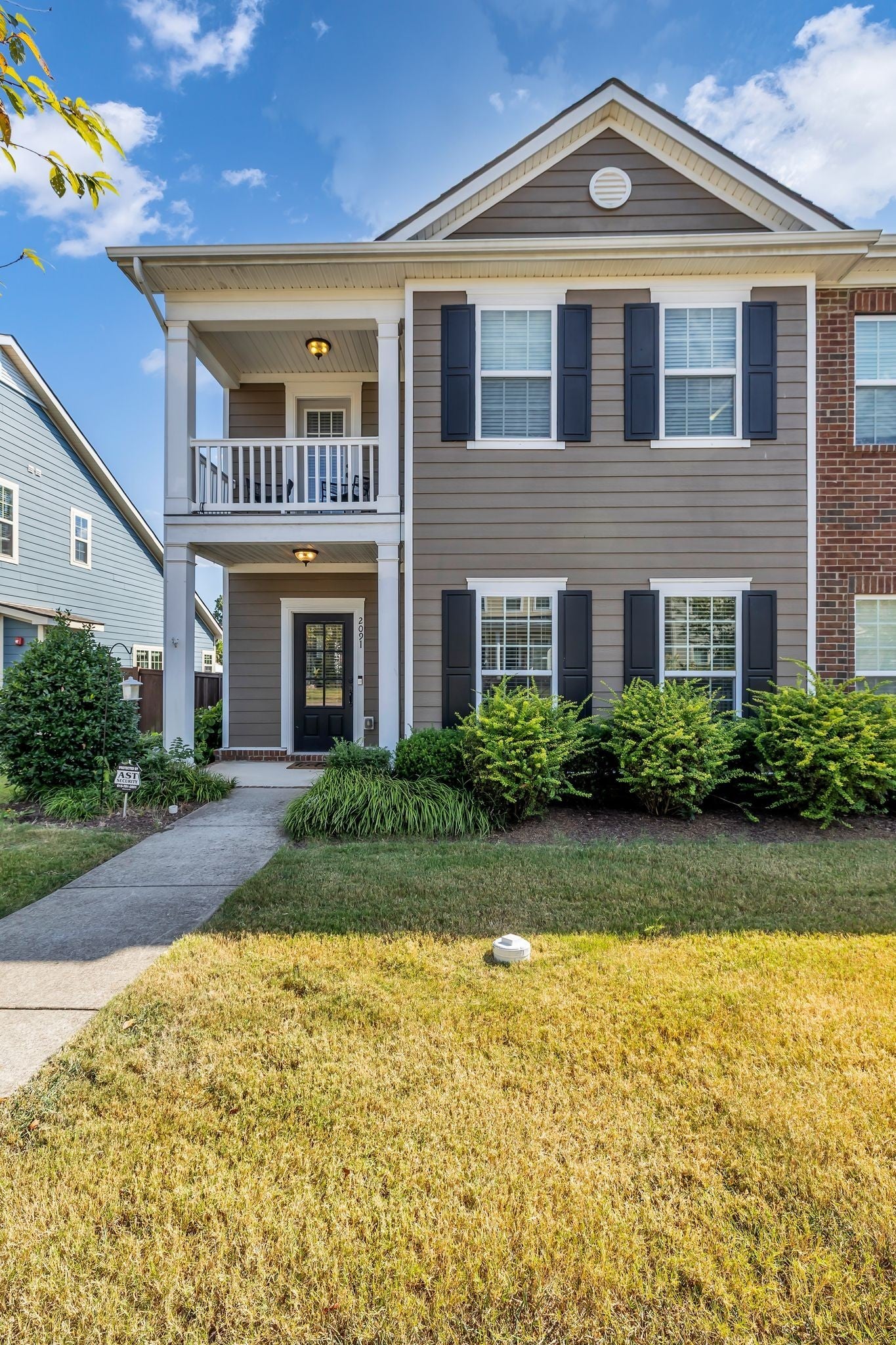 Photo of Listing #2991856