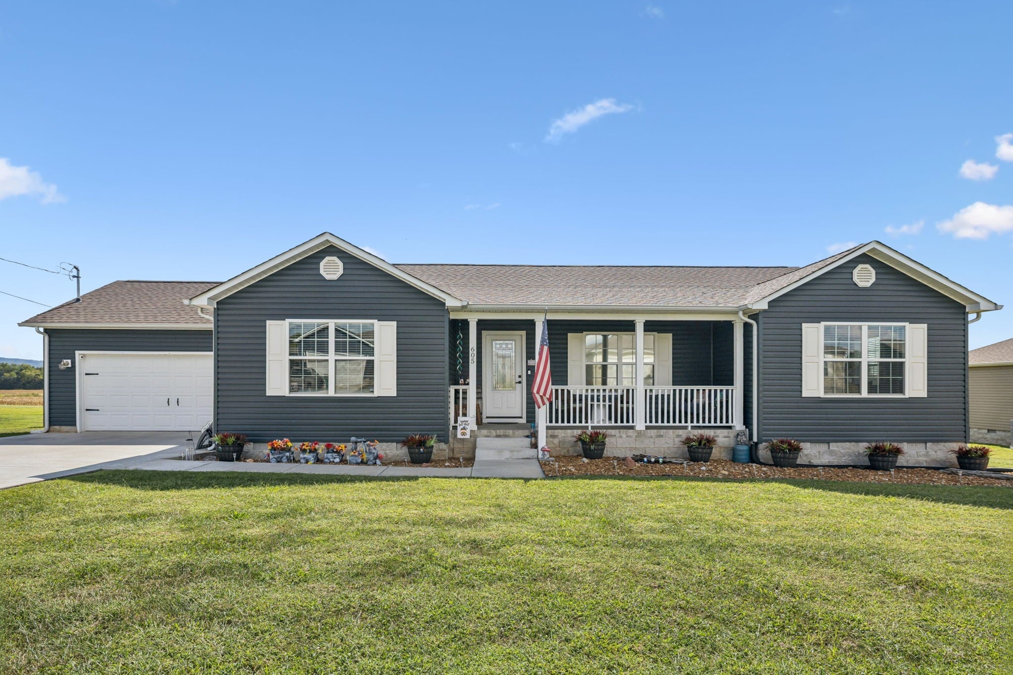 Photo of Listing #2992033