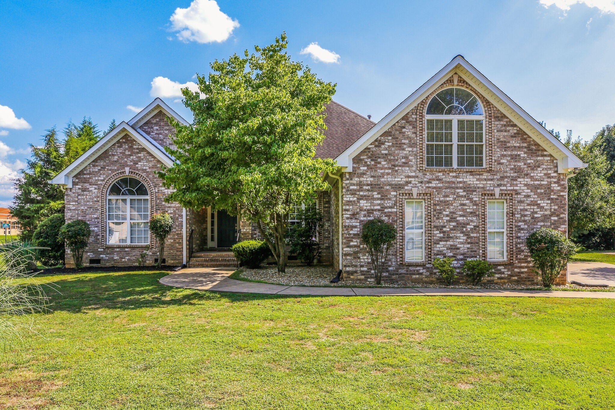 Photo of Listing #2992242