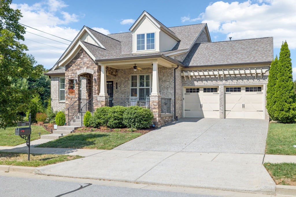 522 Dabney Dr, Franklin