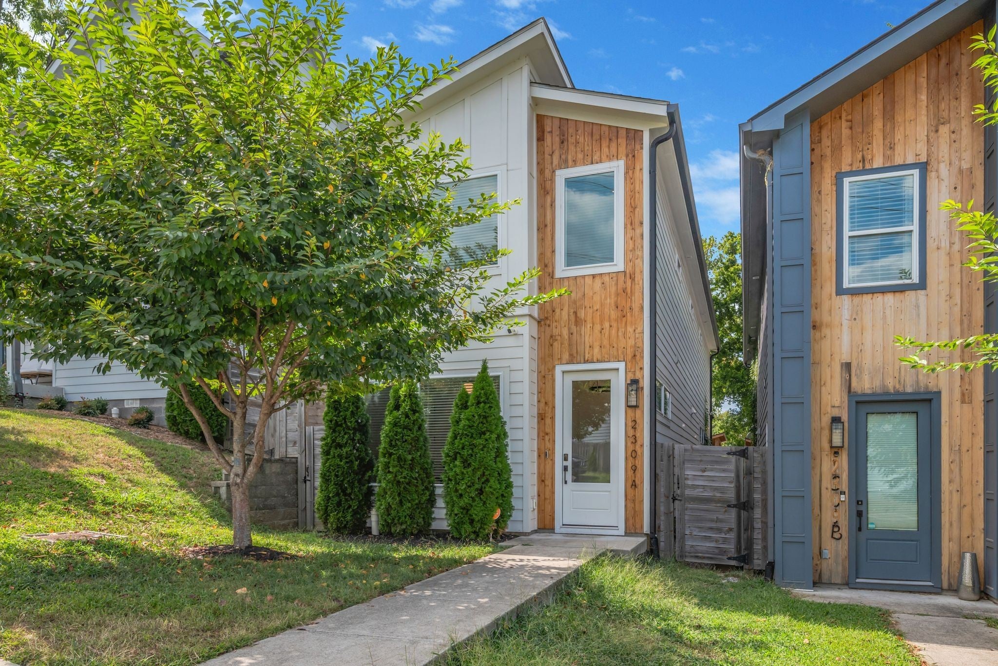 Home for sale in 2309 23rd Ave N A Nashville, TN