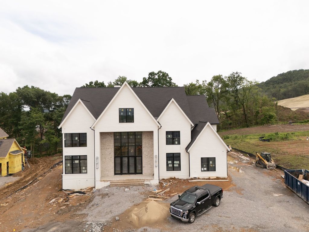 1690 Geralds Dr, Brentwood